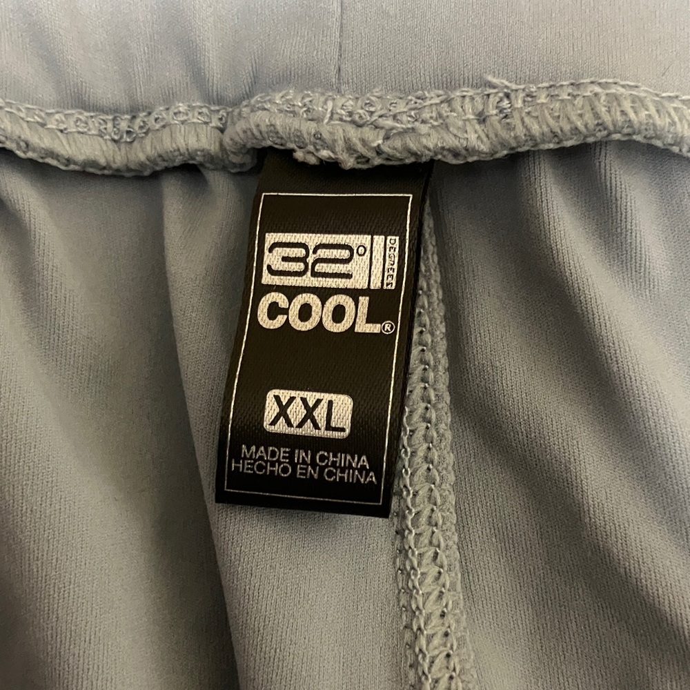 32 Degrees Gray Capris - image 2